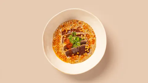 Tunfisk tataki med spicy sesamsaus